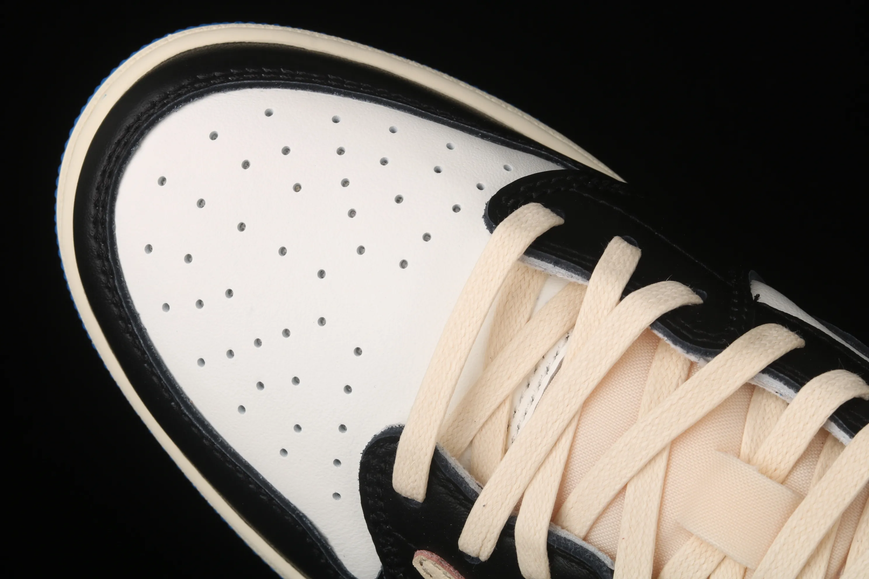 All Categories Air Jordan Jordan Series Basketball Shoes Air Jordan 1 Low Pure Original Version Travis Scott x Air Jordan 1 High OG AJ1 Lightning Undercut Low DM7866-140